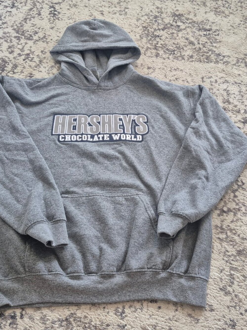 Hershey's Chocolate World Gray Pullover Hoodie Size M
